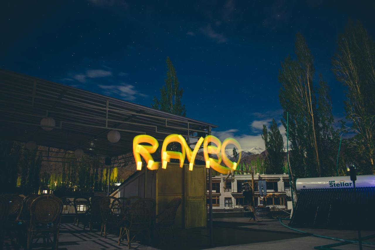 Raybo Hostel Leh Exterior foto